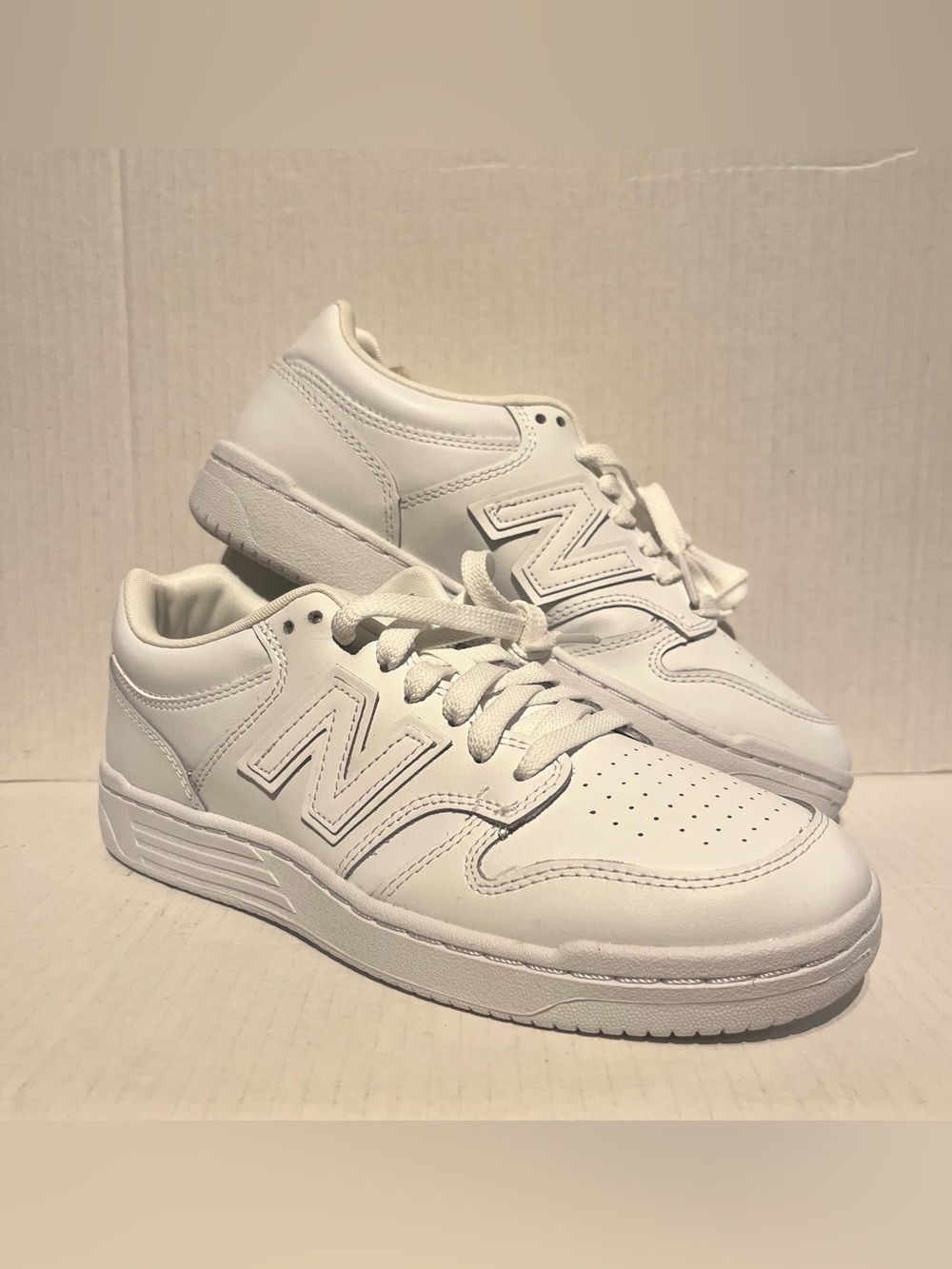 Brand New : New Balance Unisex 480 All-White Leather Runners